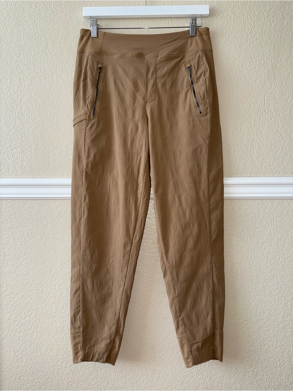 Athleta Trekkie North High Rise Jogger Big Sur Brown Size 4